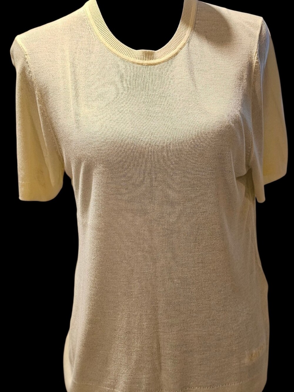 💖✨️NWT- Calvin Klein Pale Yellow Short Sleeve Knit Top